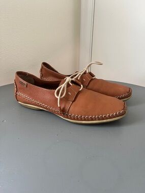 PIKOLINOS Women’s Cognac Brown Leather Moc Toe Lace Loafers